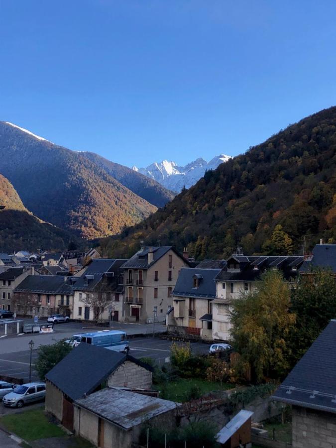 Appartement à Luchon avec vue sur le Vénasque Bagnères-de-Luchon Exterior foto